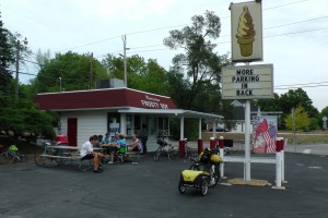 American Lung Assoc. riders at the Frosty Boy